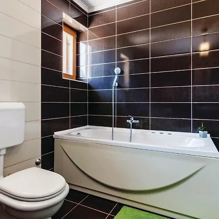 Four Bedroom Holiday In