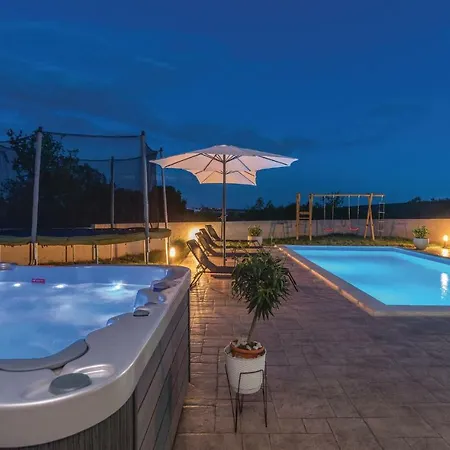 Holiday home Four Bedroom Holiday In