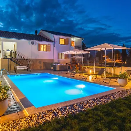 Four Bedroom Holiday In